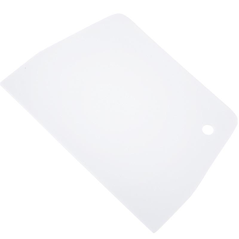 Baking and Decorating Plastic Scraper – Multi-purpose Tool for Cakes, Noodles, and Kitchen Use
