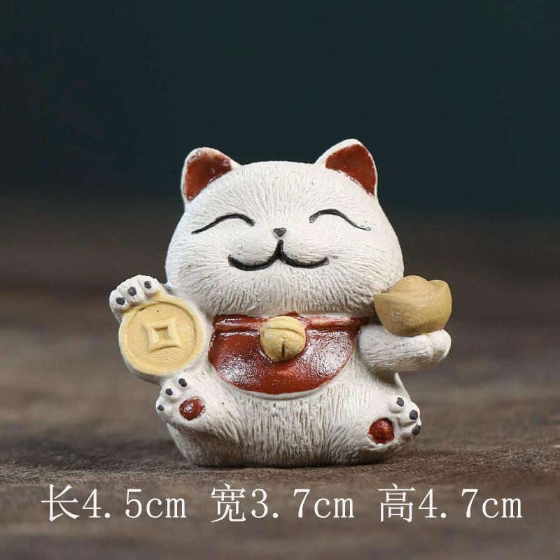 Maneki Neko Lucky Cat Tea Pet, Yixing Zisha Clay Raiseable Figurine for Good Fortune & Wealth, Creative Tea Ceremony Desktop Orn