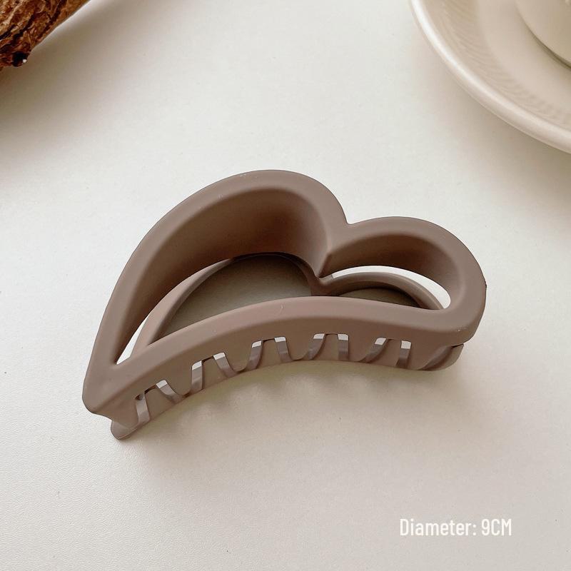 Versatile Milk Coffee Hair Clip: Large, Simple Shark Design for Women