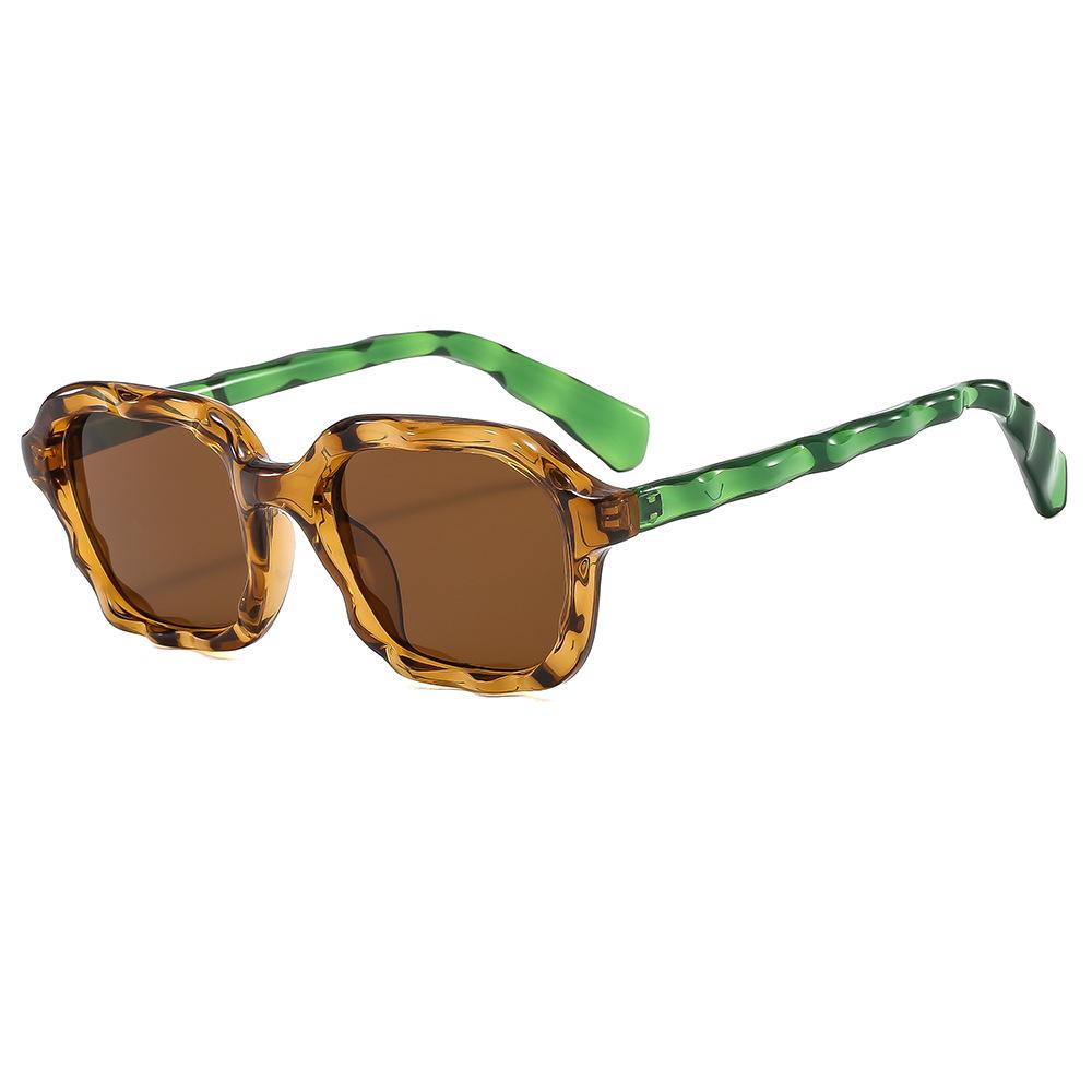 

Latest Square Sunglasses for Women Wave Frame Classic Vintage Shades Brand Designer Gafas Luxurious Sun Eyeglasses UV400 Eyewear Oculos as picture