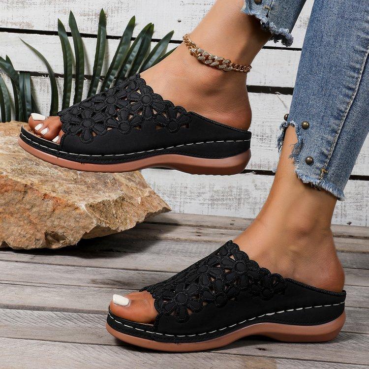 

Summer New Casual Hollow Flower Breathable Word With Fish Mouth Lightweight Sewing Line Women S Wedge Sandals 43 чорний