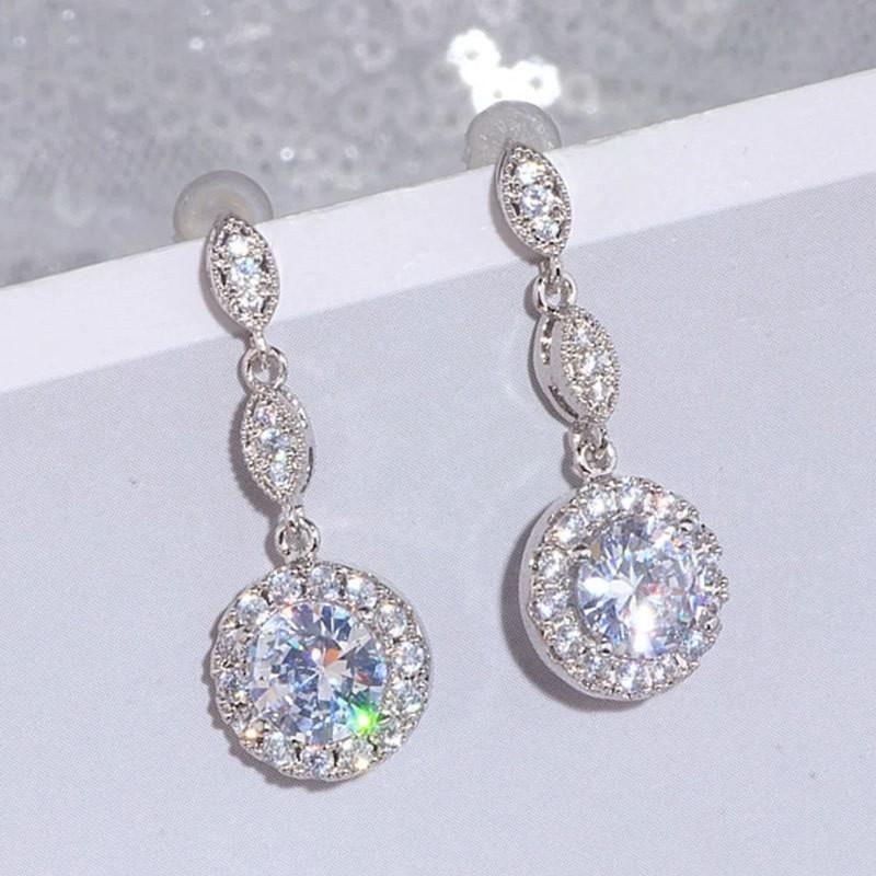 

Green sky Douyin super flash zircon fringed earrings, long round bag earrings for women, trendy Korean temperament ear jewelry for women