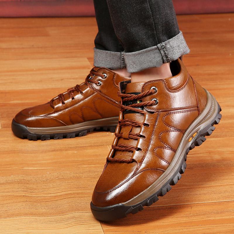 2024Men's British Fashion Casual Shoes Italian Breathable and Comfortable Running Non Slip Outdoor Lace Mountaineering Shoes