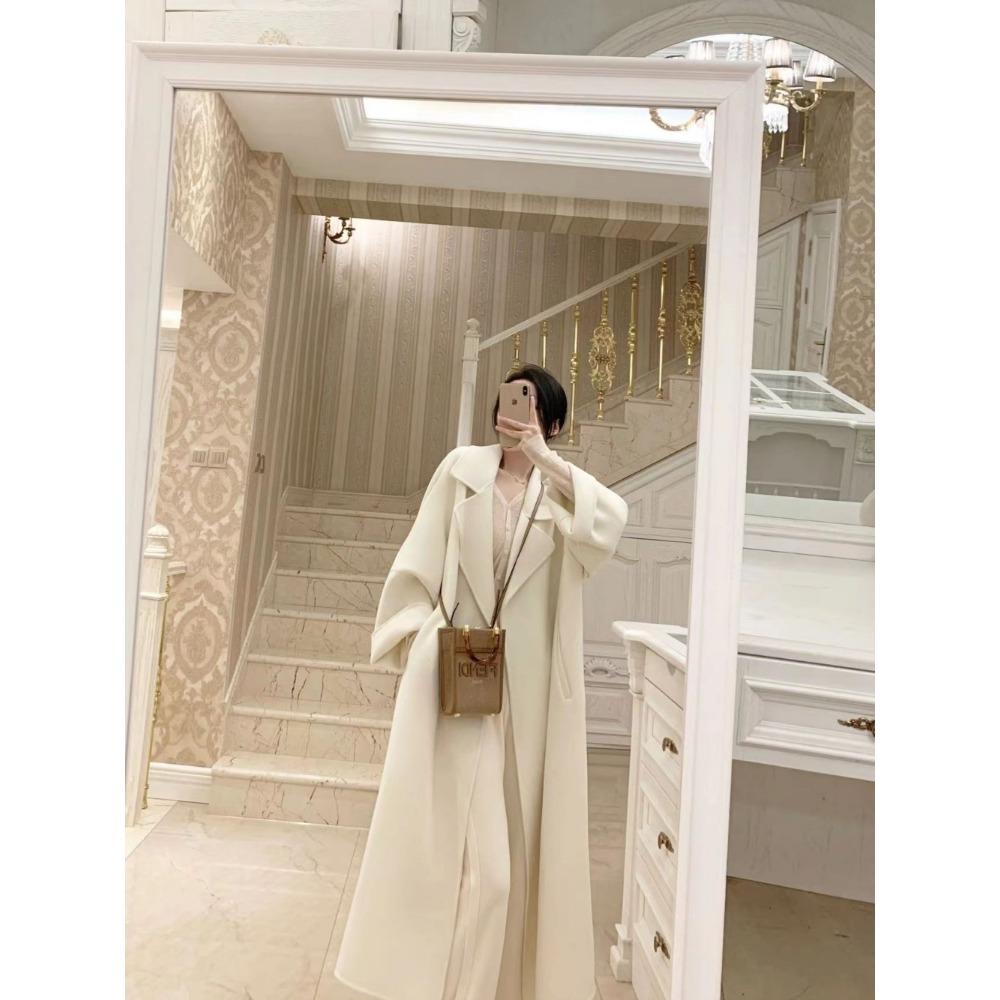 

Женская осенне-зимняя шерстяная куртка из шерсти L