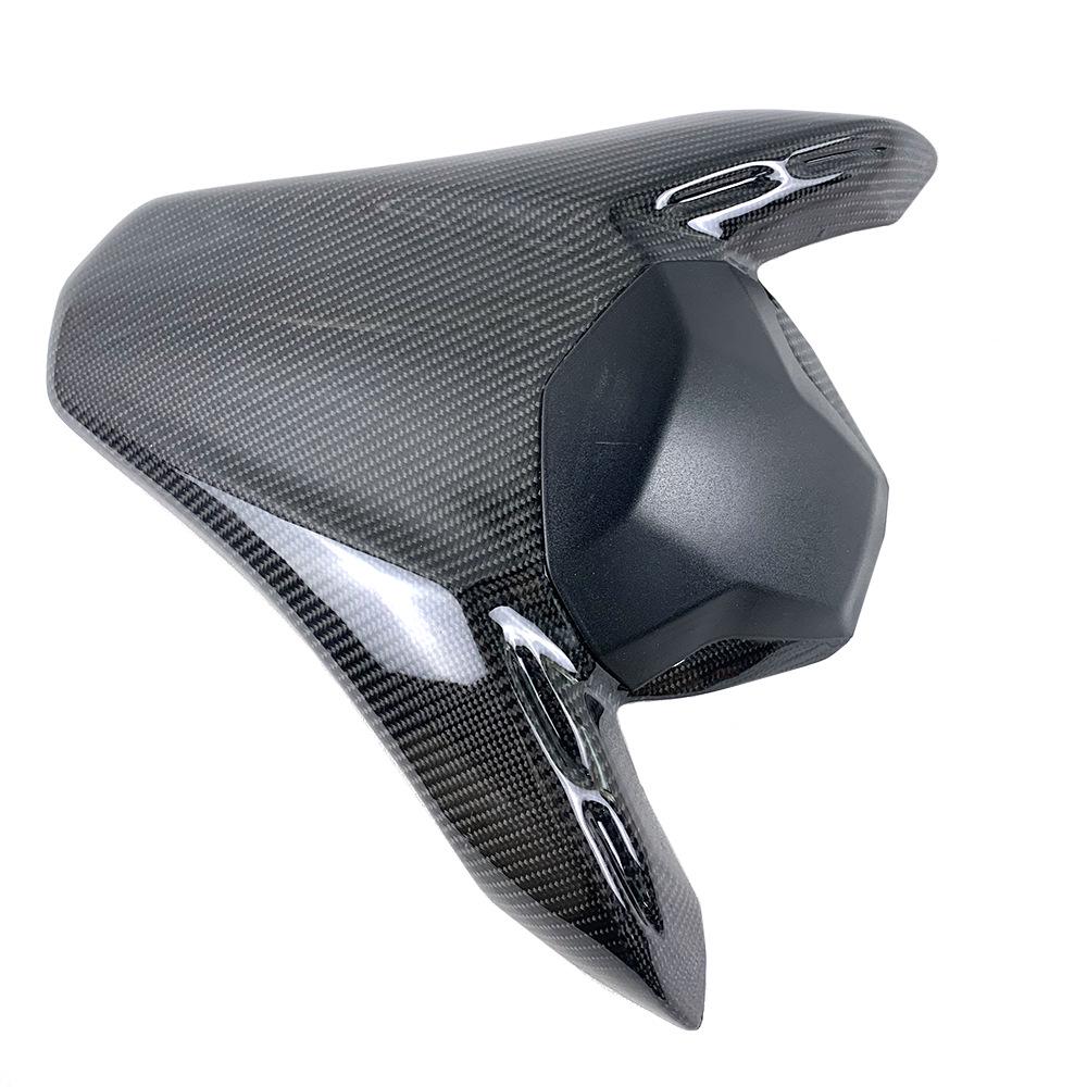 

Задняя накладка на сиденье из углеволокна для Kawasaki Z900 (2017+)