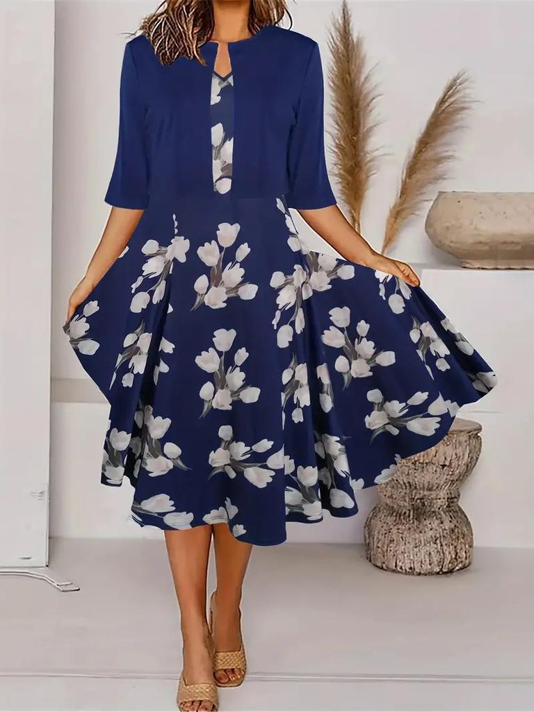 Damenkleid mit floralem Print, Kurzarm-Cardigan und rosa Rosendesign