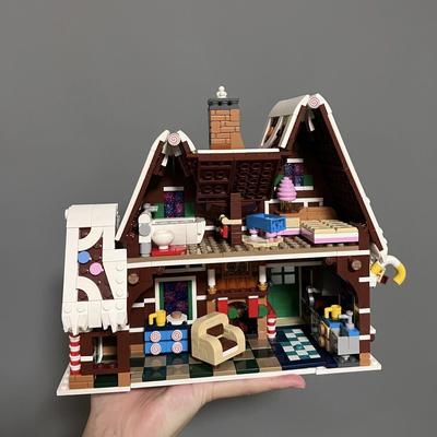 Santa Claus Is Coming Gingerbread House Building Blocks Building Model Children Puzzle Toy Gift