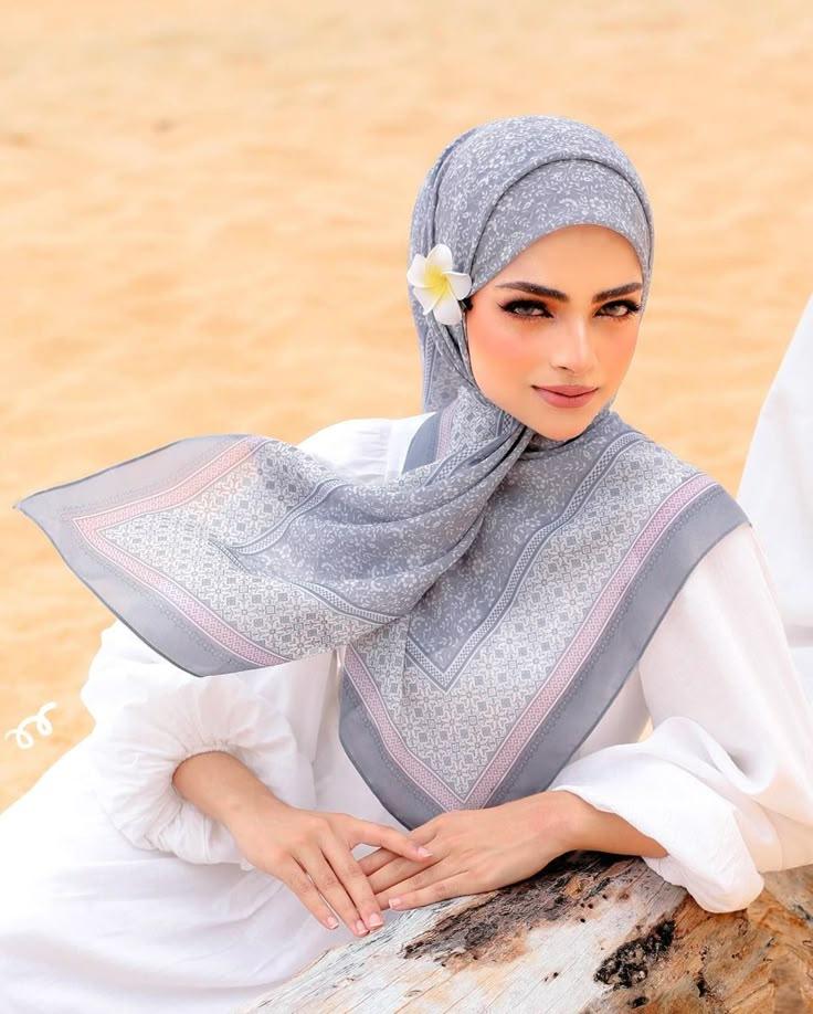 New Women Voile Bandana Scarf Shawl Women'S Poncho Print Long Soft Hijab Sunscreen Simulation Silk Shawl Beach Scarves Stoles
