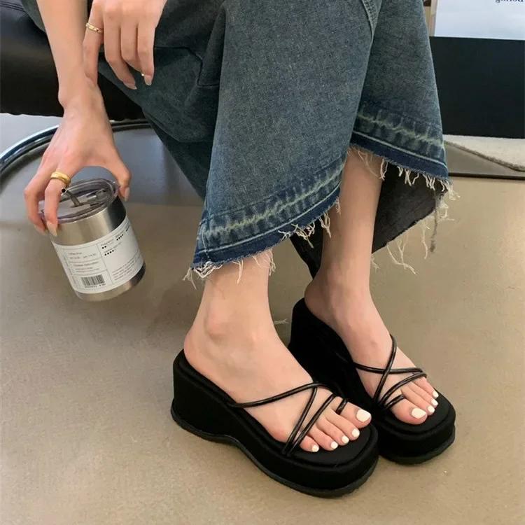 Fashion Platform Shoes for Women Design Open Toe Slippers Ladies Sexy Wedges High Heel Slippers Fashion Narrow Band Sandalias 2025