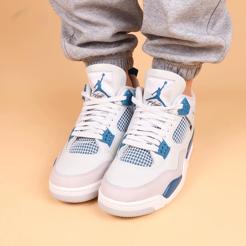 Jordan 4 Retro Militärblau 2024 GS HF4281-141