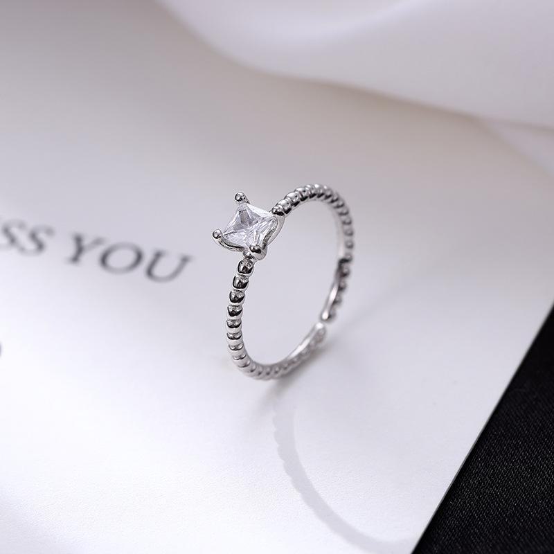 

Кольцо Banyan Tree S925 Silver Geometric Zircon с регулируемым открытым сечением для женщин RS992 серебряный