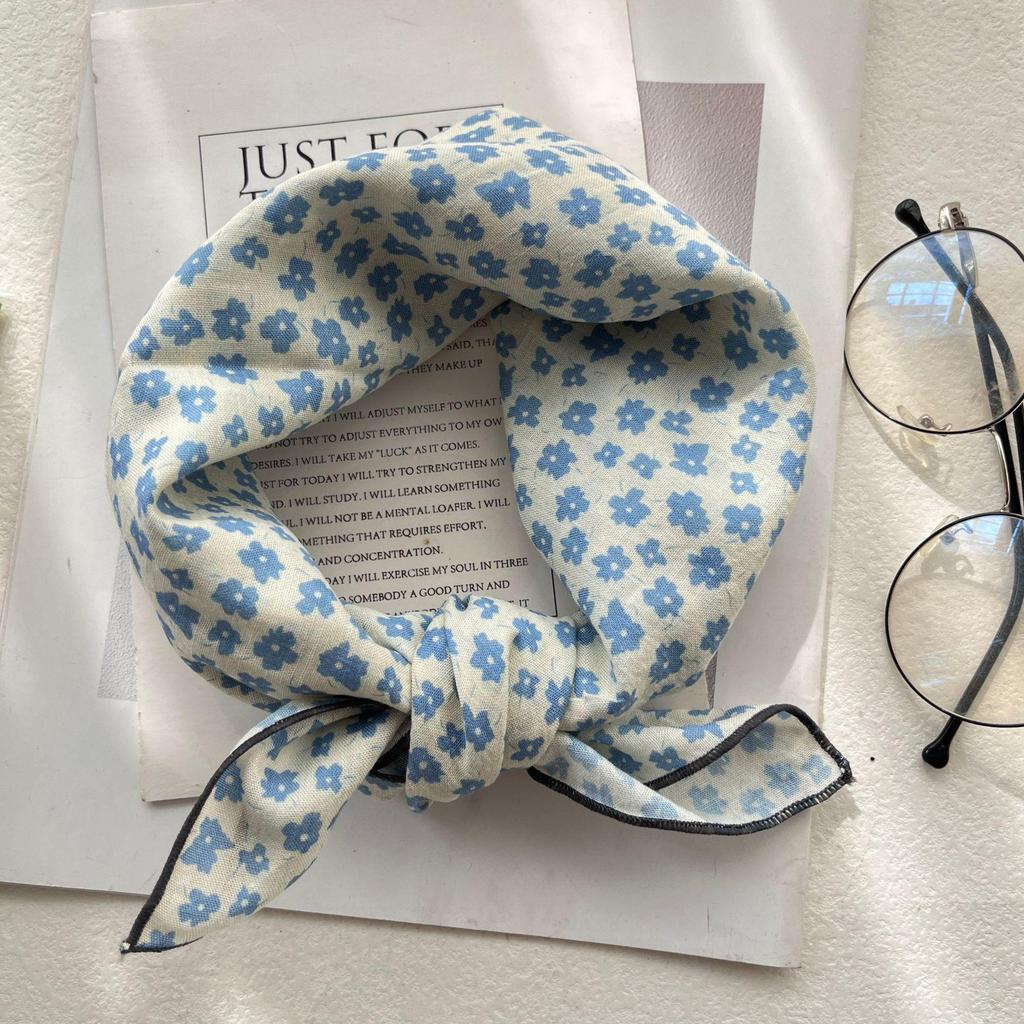 Korean Style Retro Floral Cotton-Linen Scarf: Exquisite Autumn/Winter Silk Square for Women