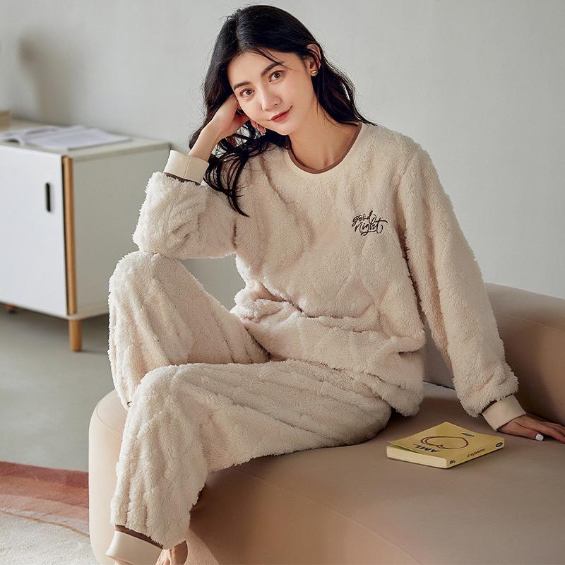 

Coral Fleece Pajamas Women S Autumn And Winter Long-Sleeved Fleece Thickened Flannel Casual Round Neck Loungewear 2XL