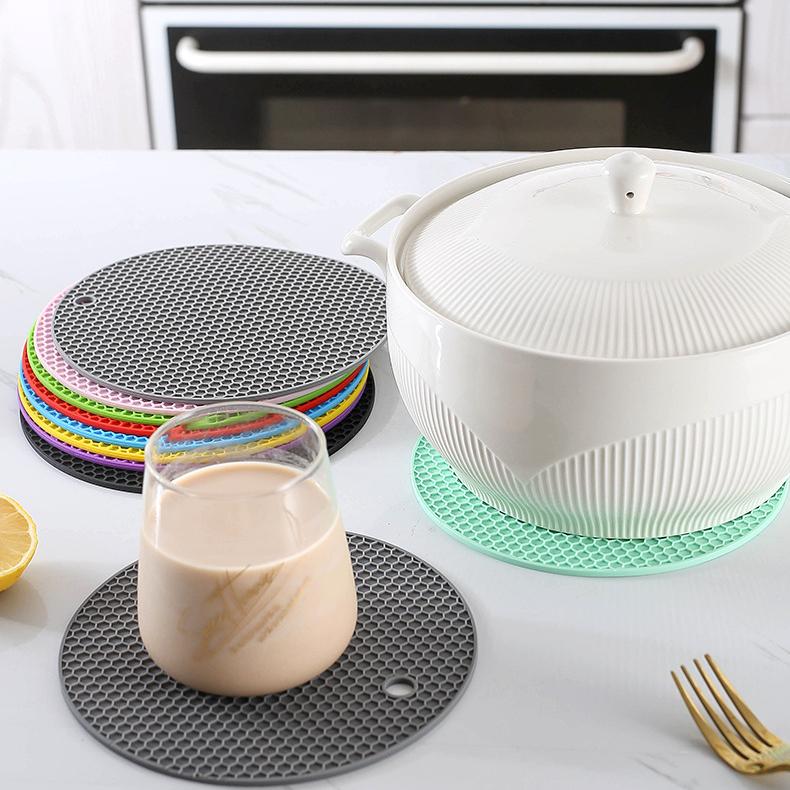 Round Insulation Silicone Mat Non-Slip Heat-Resistant Anti-Scalding Honeycomb Microwave Oven Mat Pot Holder Thicken Coasters