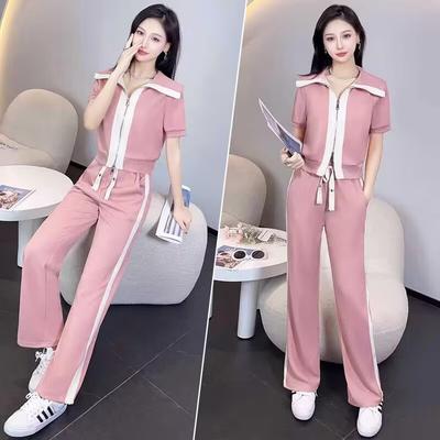 Summer Loose Short-sleeved Casual Two-piece Set, Laid-back Style, Fashionable and Slimming Sportswear for Women