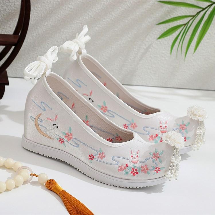 Fashion 6-CMOriental Elegance Beaded - Tassel Embroidered Raise Your Head Wedges | Hanfu - Friendly Classical - Style Shoes