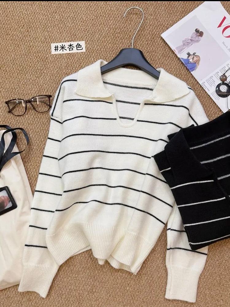 

{Arctic velvet} Korean contrasting striped sweater knitted sweater women s loose autumn and winter lapel warm sweater A