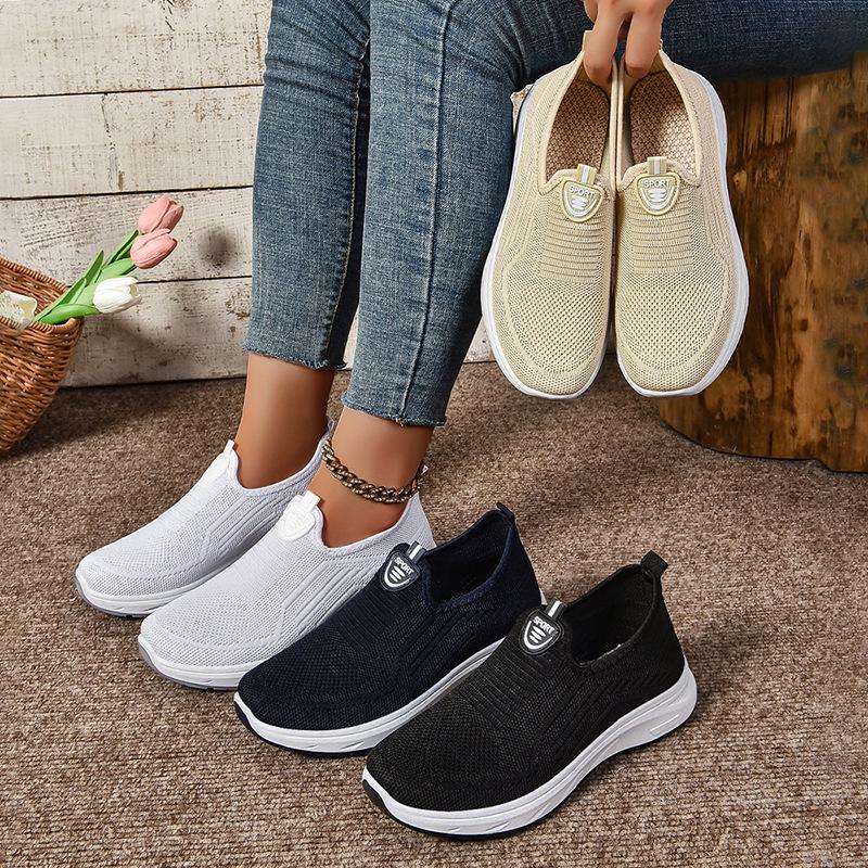 Women's Spring Breathable Plus Size Casual Lightweight Slip-on Loafers with Soft Sole