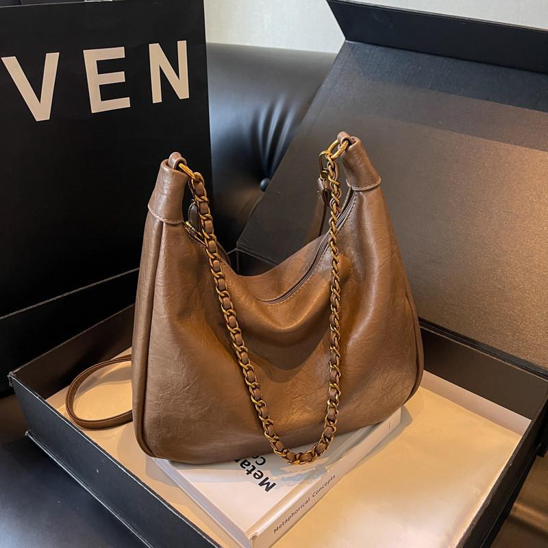 IELGY Texture Retro Large Capacity Tote Bag Fashion Chain Shoulder Fashion Commuter Messenger Bag
