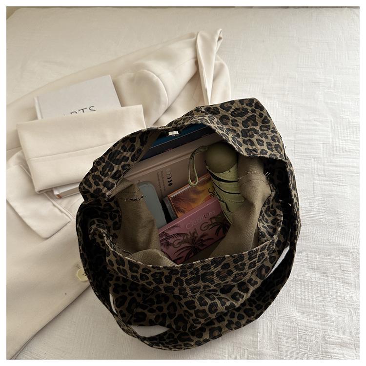 Korean Style Large Capacity Leopard Print Women's Shoulder Bag - 2025 Autumn Casual Tote