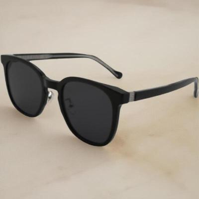 Occhiali e accessori – Occhiali da sole