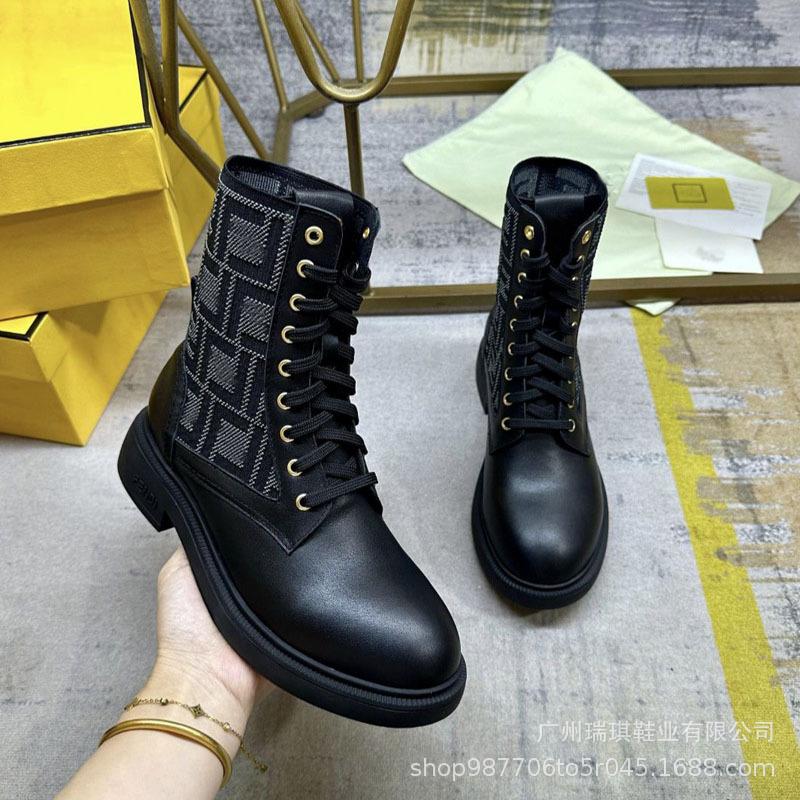 

2025 autumn and winter new black short female knight snow boots first layer cowhide pure black new non-slip heightening women 41