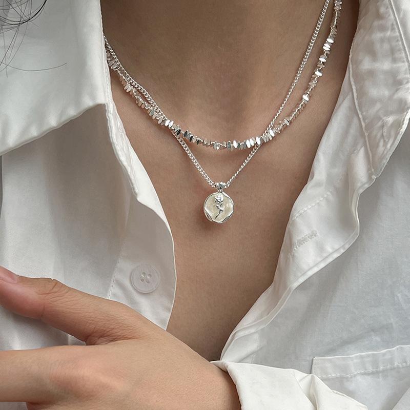 Broken silver disc flower pendant stacked necklace fashion temperament light luxury collarbone chain versatile niche high-end jewelry