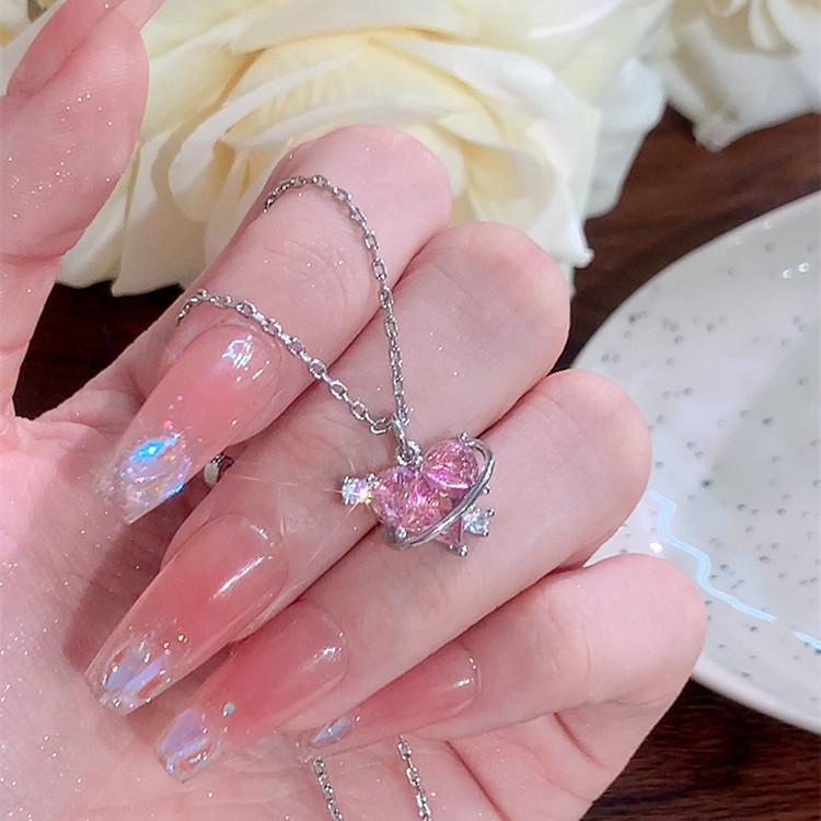 New Love Planet Necklace For Women INS Niche Light Luxury Sweet Temperament Pink Zircon Heart Pendant Versatile Collarbone Chain Jewelry