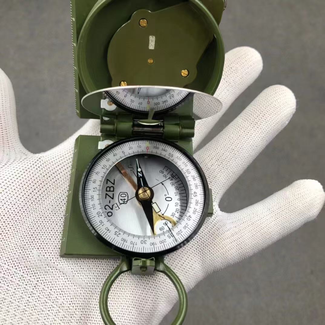 Compass - Waterproof, High Precision, Outdoor Tool, Sports, Hiking, Mountaineering, Professional Metal Sight светло-зеленый