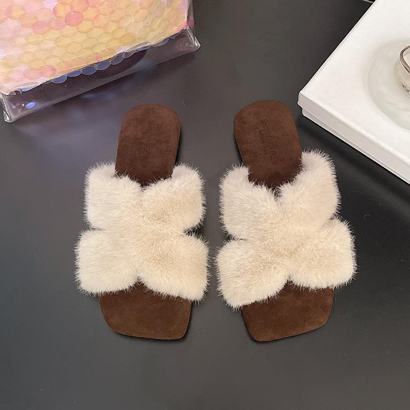

Retro beige square head fluffy shoes for women s outer wear 2025 autumn new plush lazy shoes crossed with cotton slippers 35 бежевый
