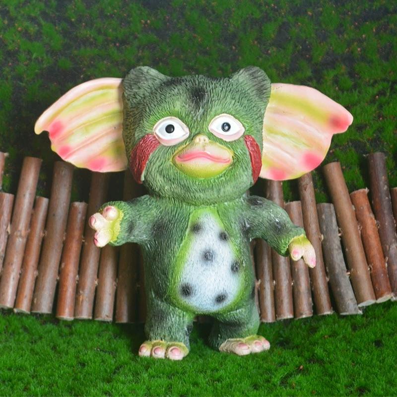 Halloween Horror Mogwai Gizmo Monster Statue,  Mogwai Gizmo Scuplture Figures Desktop Decorations Haunted House Atmosphere Props