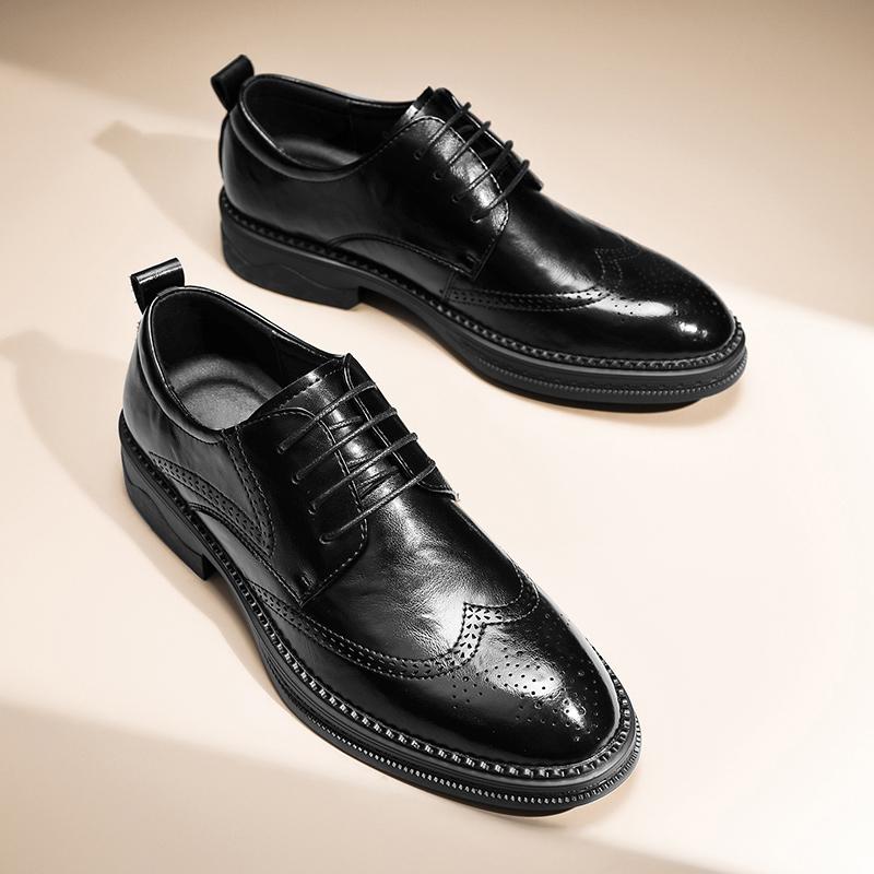 Fashion Autumn Men's Classic Black Lace Up Business Leather Shoes Fashionable and Comfortable Blok Carving Formal Business Leather Shoes