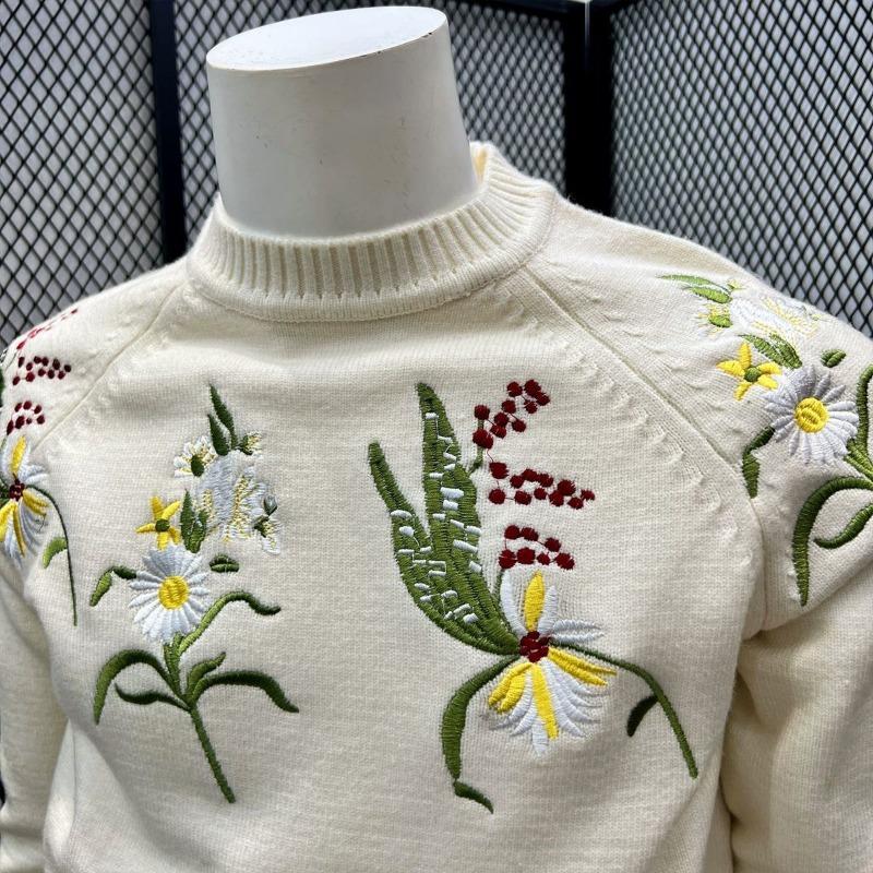 Módní značka Personalizovaný květinový vyšívaný svetr pro muže na zimu Zesílený teplý top Kulatý výstřih Dlouhý rukáv