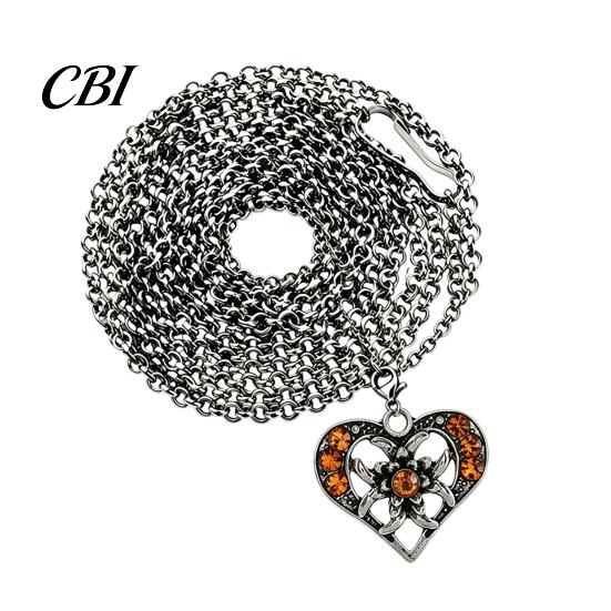 Zierliche Anhängerkette Herz Halskette für Damen, Bayerische Strass Sexy Brust Extra Lange Halskette, Vintage Oktoberfest Korsett Schmuck Zubehör