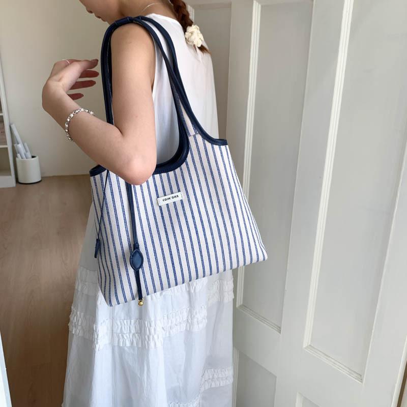Striped canvas bag women's large-capacity new summer versatile shoulder bag college student class tote bag