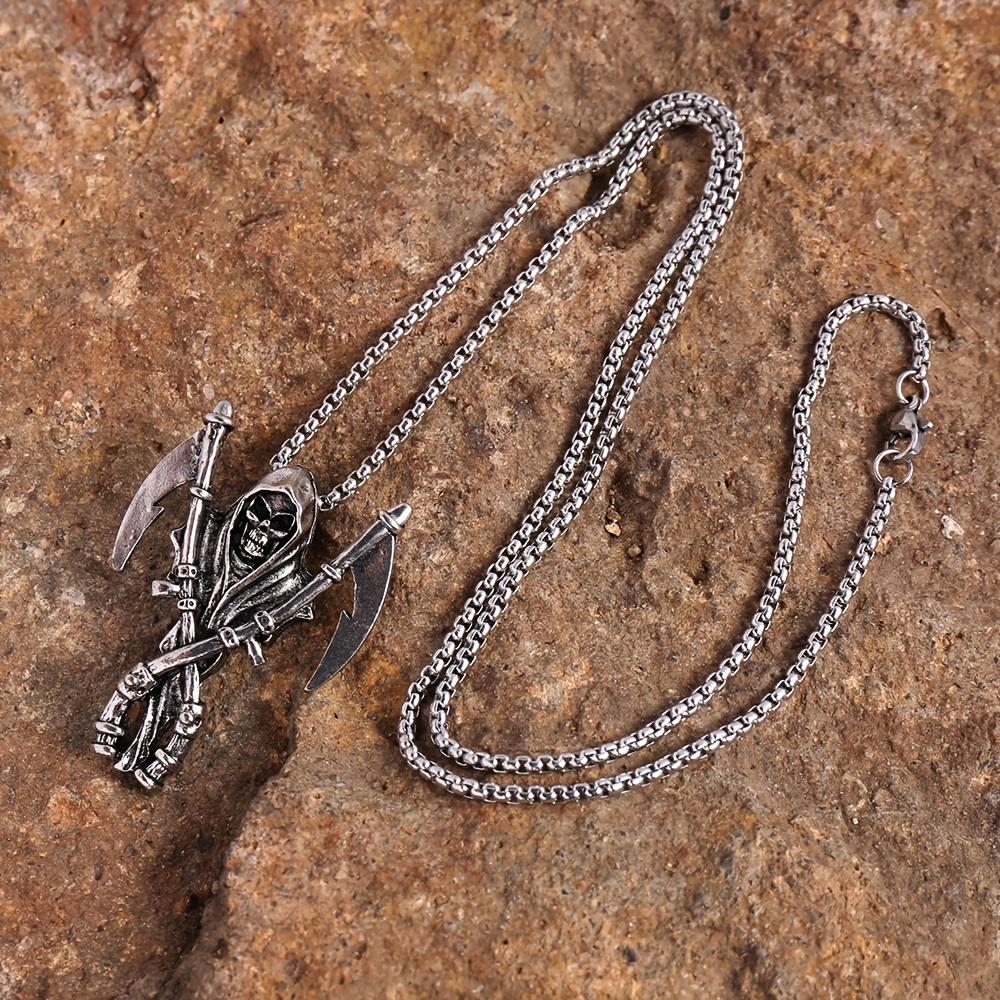 Men's Gothic Skull Pendant Necklace, simple design, suitable for everyday wear and parties.