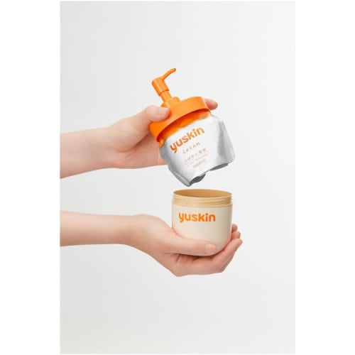 Set of 2: Eucerin Refill Cartridges (180g) + Bonus (Original Tissues)