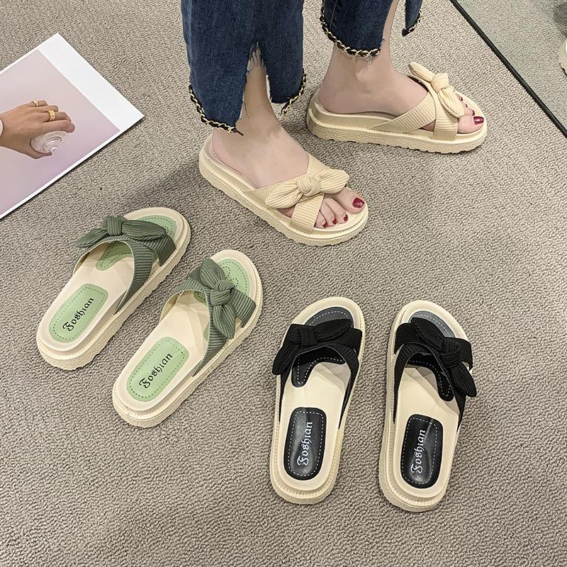 French Flat-bottomed Slippers Women's Outer Wear Students Summer 2025 New Fashion Go Out Thick-bottomed Seaside Beach One-word Drag