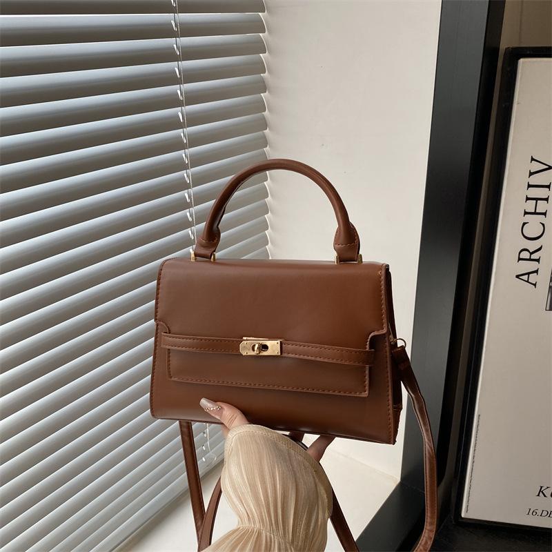 

Bag women s autumn new lock fashion women s bag trend line women s shoulder bag trend messenger bag