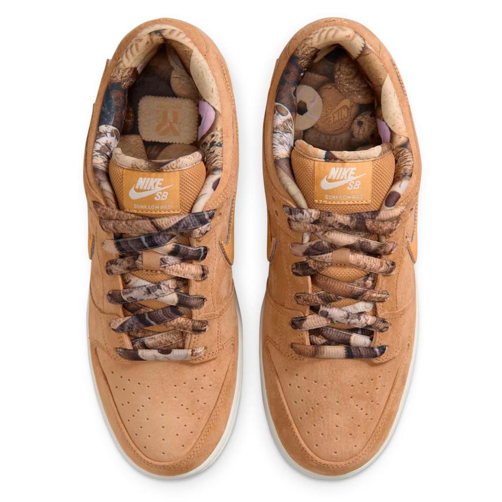 Nike SB Dunk Low 'Brew Biscuits' (Unisex) Flax / Honeycomb-Summit White-Sail-Green Spark-University Red Skate Shoes IO9508 200