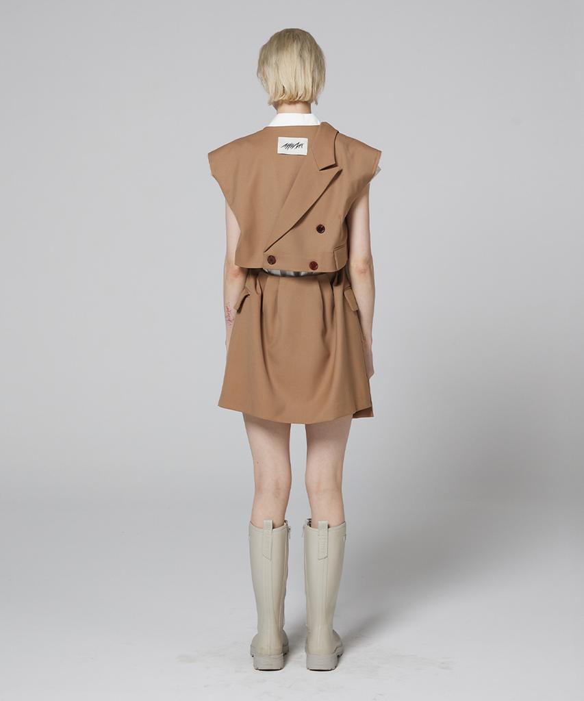 Meuameu Signature Back Slit Sleeveless Dress