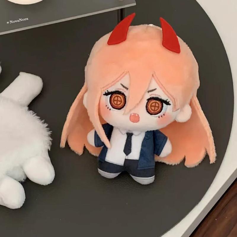 Poupée en peluche Chainsaw Man Makima 10 cm avec un design mignon pour les collectionneurs et les fans