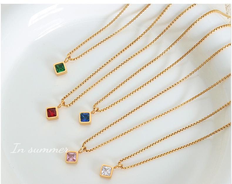 Elegant Zircon Glass Pendant Necklace with Pearl Chain