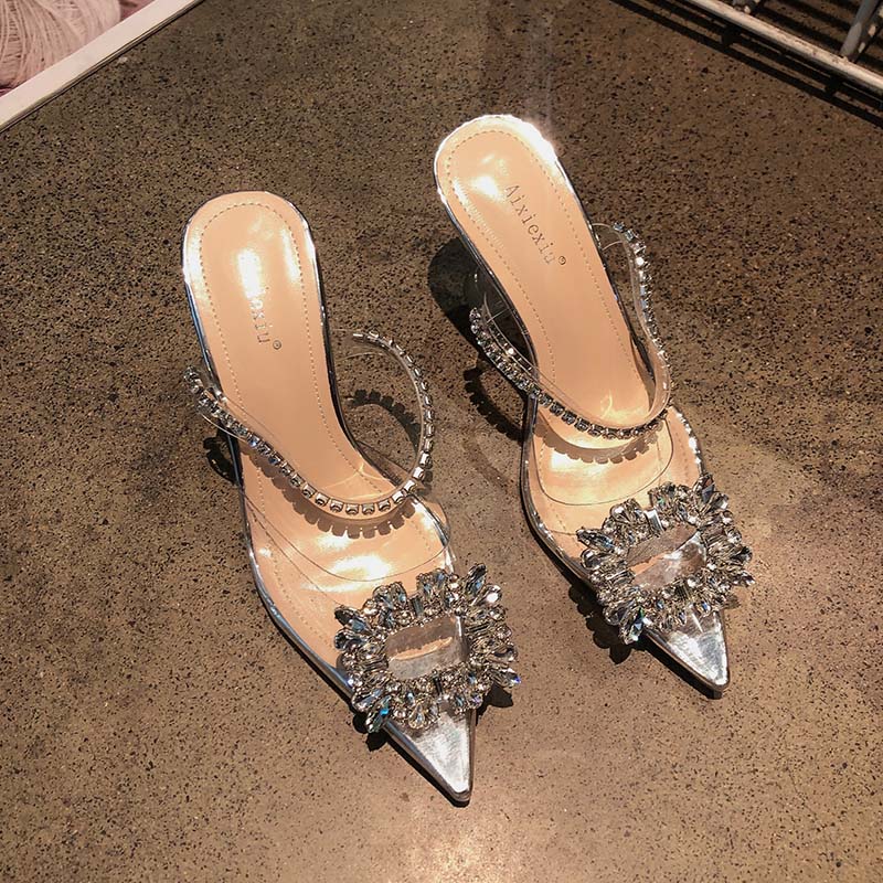 

Мода 2025 Новая острая прозрачная линия со шлепанцами Женский Баотоу Бриллиантовый цветок Фея Светская львица Стеклянные высокие каблуки 40