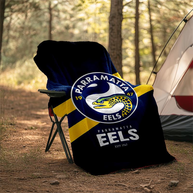 1pc Football Team (22) Theme Blanket - Digital Print, Polyester, Cozy for All Seasons, Perfect for Outdoor, Camping, and Travel