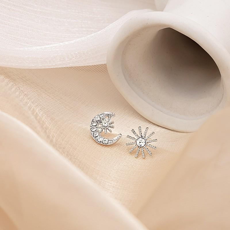 Серьги Милая Звезда Луна С Бриллиантами Асимметричные Серьги Звезда и Луна, Серьги Для Женщин