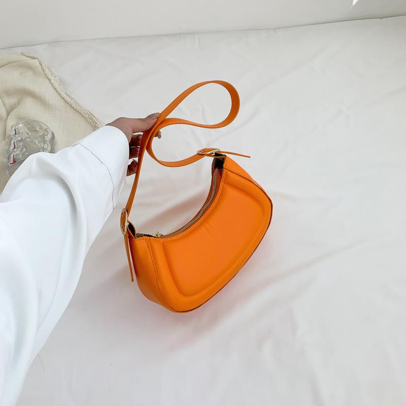 Fashionable Women's Mini Crescent Bag Stylish Casual Shoulder Handbag For Spring 2023