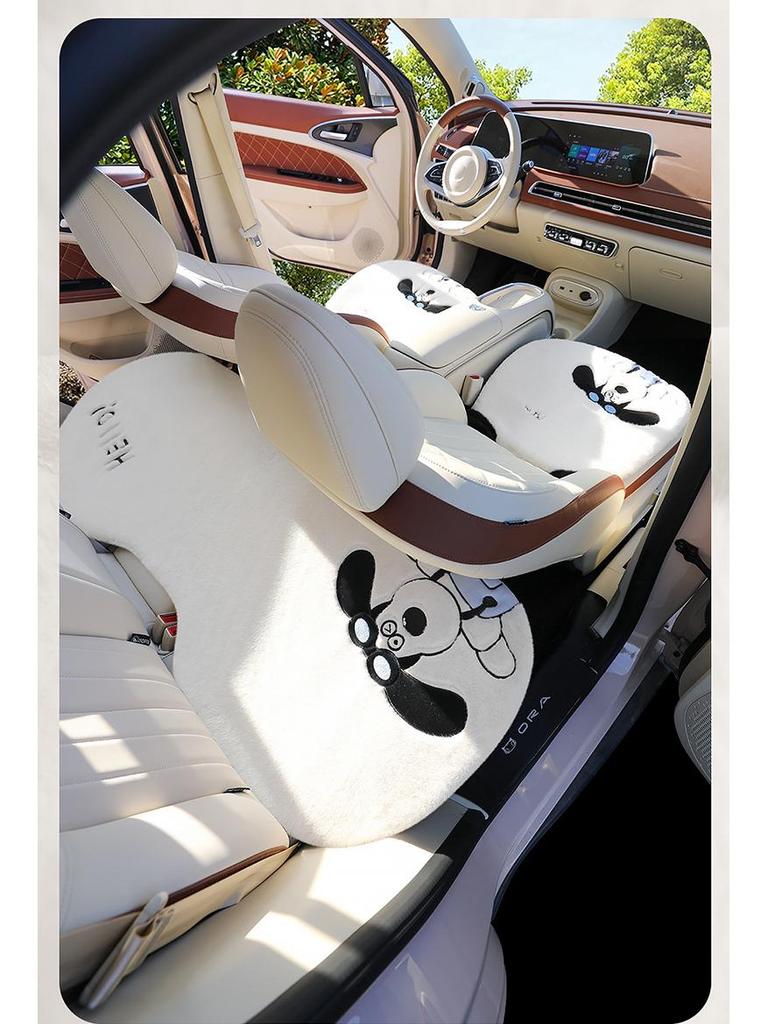 Winter Plush Cute Cartoon Car Seat Cushion - High-End Interior Accessory