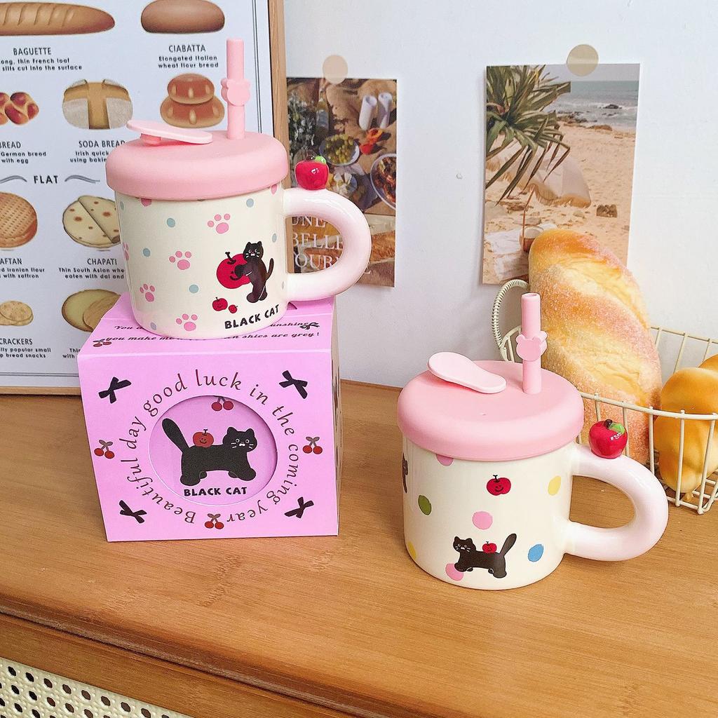 Straw Cup with Good Looks and Small Gifts for Girls To Best Friends Birthday Gifts for Girls Mug with Lid Girl Heart