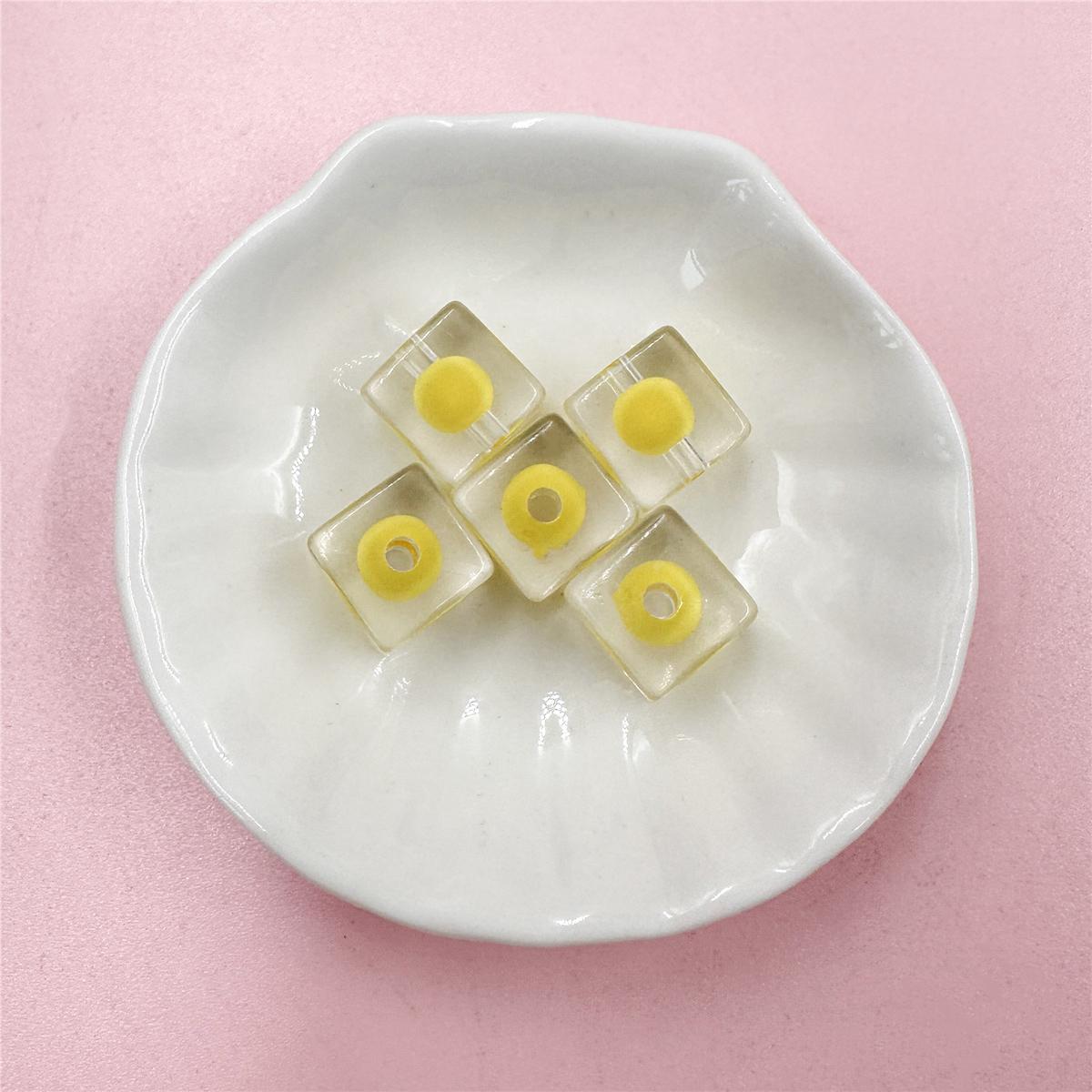 

5 шт. 12 мм квадратные акриловые свободные бусины, модные прозрачные сэндвичи, яркие аксессуары для лица для браслета «сделай сам», брелок, материал ручной работы about 12mm жёлтый